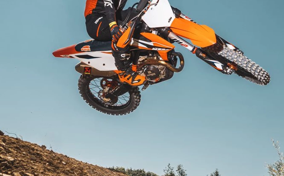 KTM 450 SX-F Bild 4: KTM 450 SX-F
