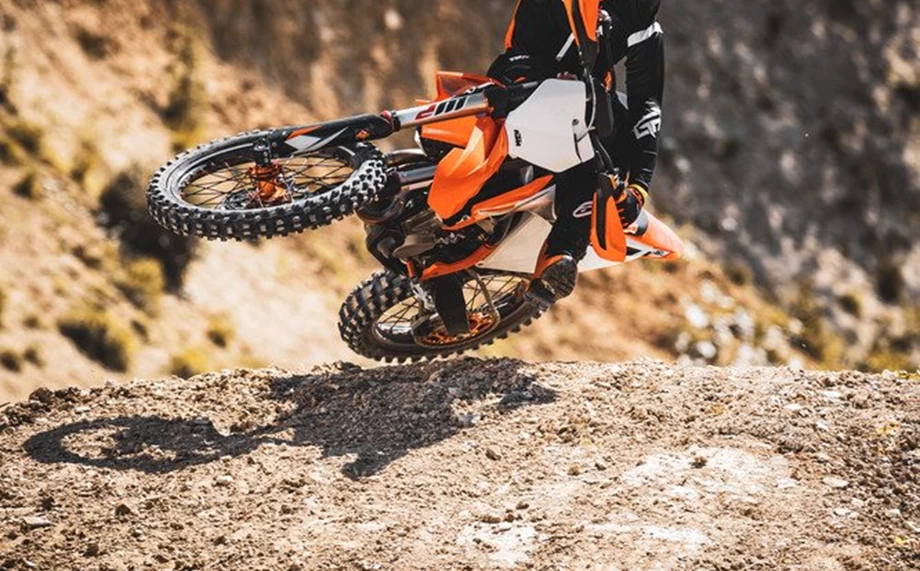 KTM 450 SX-F Bild 8: KTM 450 SX-F