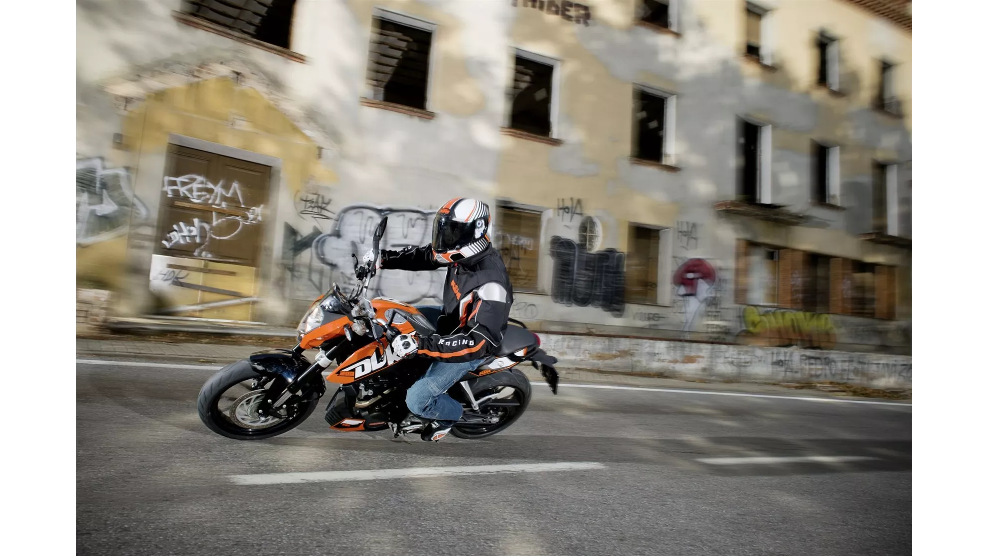 KTM 200 Duke - Bild 6 KTM 200 Duke - Bild 6