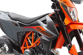 KTM 690 SMC R 2021 - Bild 9 KTM 690 SMC R 2021 - Bild 9