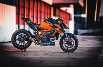 KTM 1290 Super Duke R 2021 - Bild 5 KTM 1290 Super Duke R 2021 - Bild 5