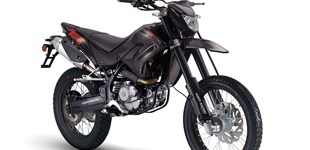 KSR Moto TW 125 X 2021 vs Rieju MRT SM Pro 50 2016