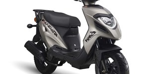 Yamaha NMAX 125 2022 vs KSR Moto Pandora 50 2021