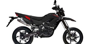 KSR Moto TW 125 SM 2021 vs SWM SM 125 R 2022