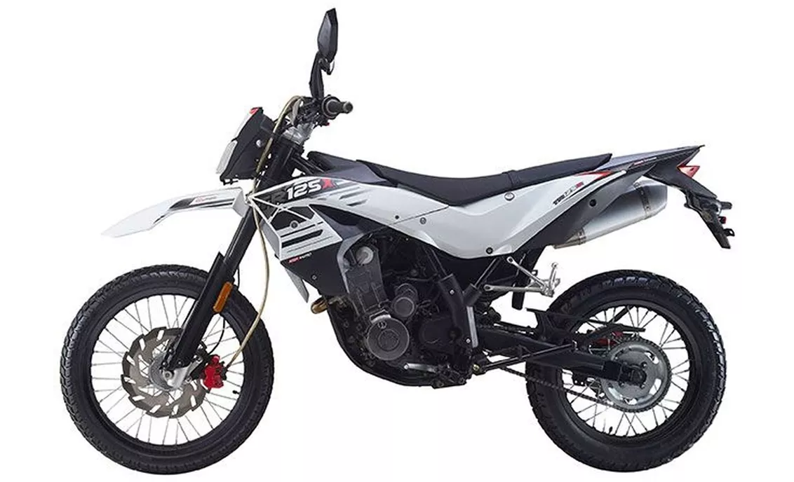 Tr125 KSR Moto TR 125 X 2021 vs Yamaha MT-125 2023