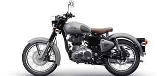 Royal Enfield Classic 500 EFI Stealth Black 2021 vs Royal Enfield Classic 500 EFI Gunmetal Grey 2021