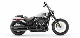 Harley-Davidson Softail Fat Boy 114 FLFBS 2023 vs Harley-Davidson Softail Street Bob 114 FXBBS 2021