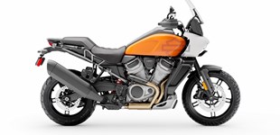 Harley-Davidson Pan America 1250 Special 2021 vs Triumph Rocket 3 R 2021