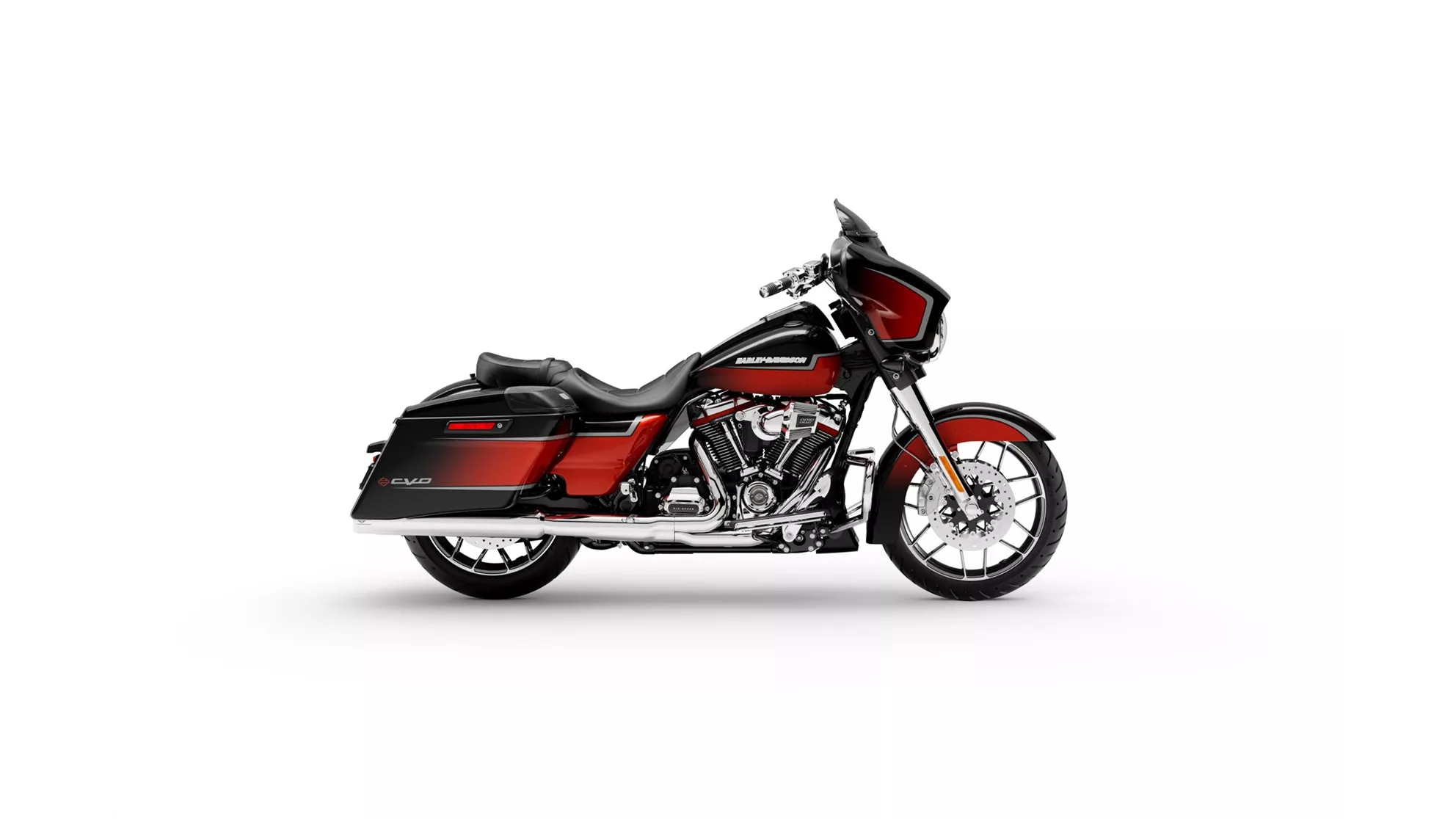 Harley-Davidson CVO Street Glide FLHXSE - Image 3 Harley-Davidson CVO Street Glide FLHXSE - Image 3
