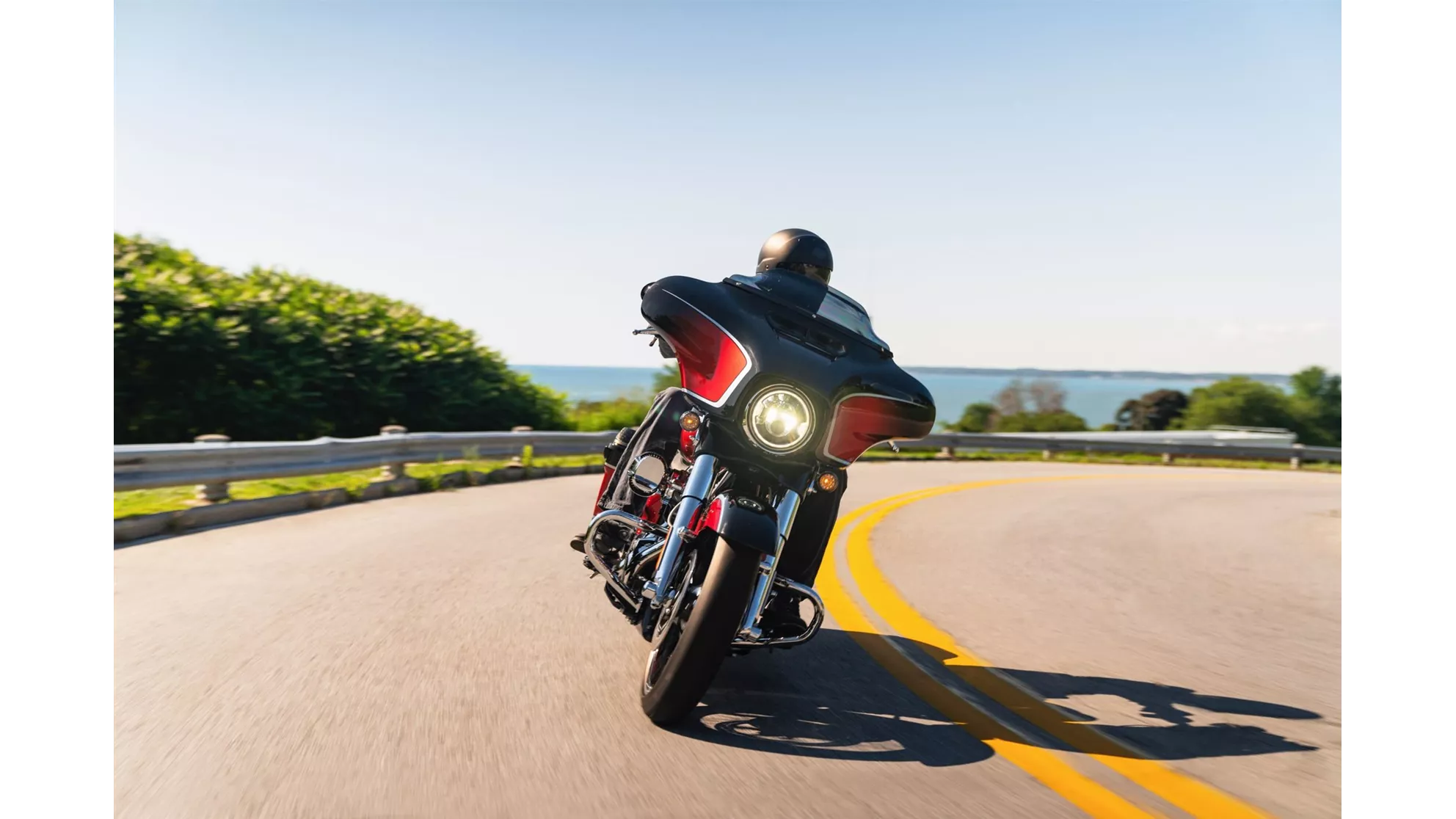 Harley-Davidson CVO Street Glide FLHXSE - Image 11 Harley-Davidson CVO Street Glide FLHXSE - Image 11