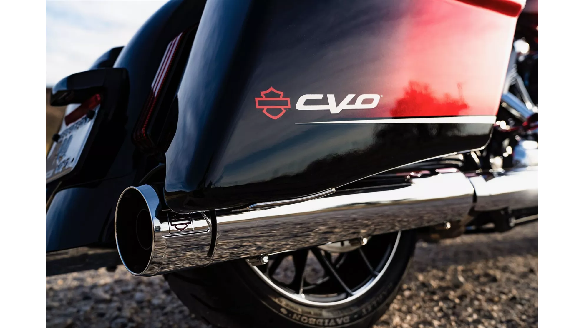 Harley-Davidson CVO Street Glide FLHXSE - Image 13 Harley-Davidson CVO Street Glide FLHXSE - Image 13