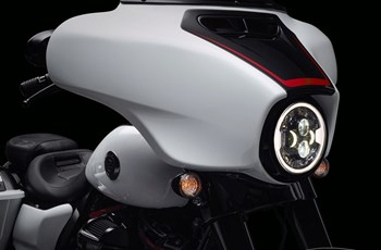 Harley-Davidson CVO Street Glide FLHXSE 2021 - Bild 16 Harley-Davidson CVO Street Glide FLHXSE 2021 - Bild 16