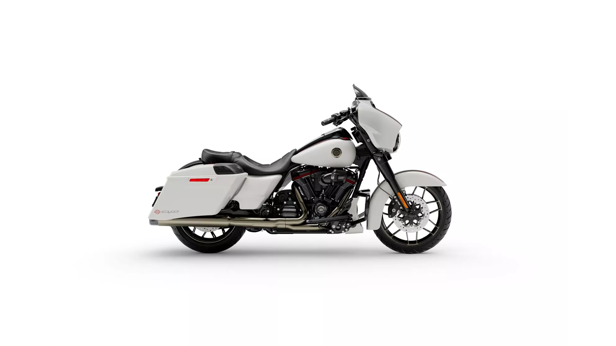 Harley-Davidson CVO Street Glide FLHXSE - Image 4 Harley-Davidson CVO Street Glide FLHXSE - Image 4