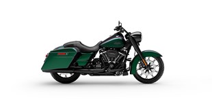 Harley-Davidson Softail Heritage Classic FLSTC 2014 vs Harley-Davidson Touring Road King Special FLHRXS 2021