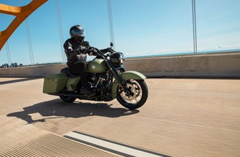 Harley-Davidson Touring Road King Special FLHRXS 2021 - Bild 3 Harley-Davidson Touring Road King Special FLHRXS 2021 - Bild 3