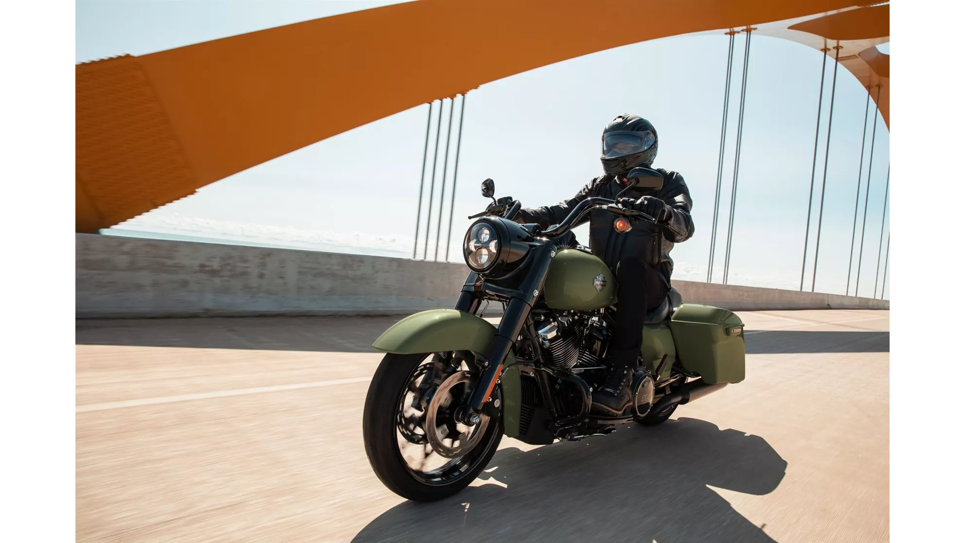 Harley-Davidson Touring Road King Special FLHRXS - Image 17 Harley-Davidson Touring Road King Special FLHRXS - Image 17