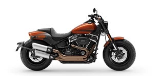 Triumph Bonneville T120 Black 2023 vs Harley-Davidson Softail Fat Bob 114 FXFBS 2021 Triumph Bonneville T120 Black 2023 vs Harley-Davidson Softail Fat Bob 114 FXFBS 2021