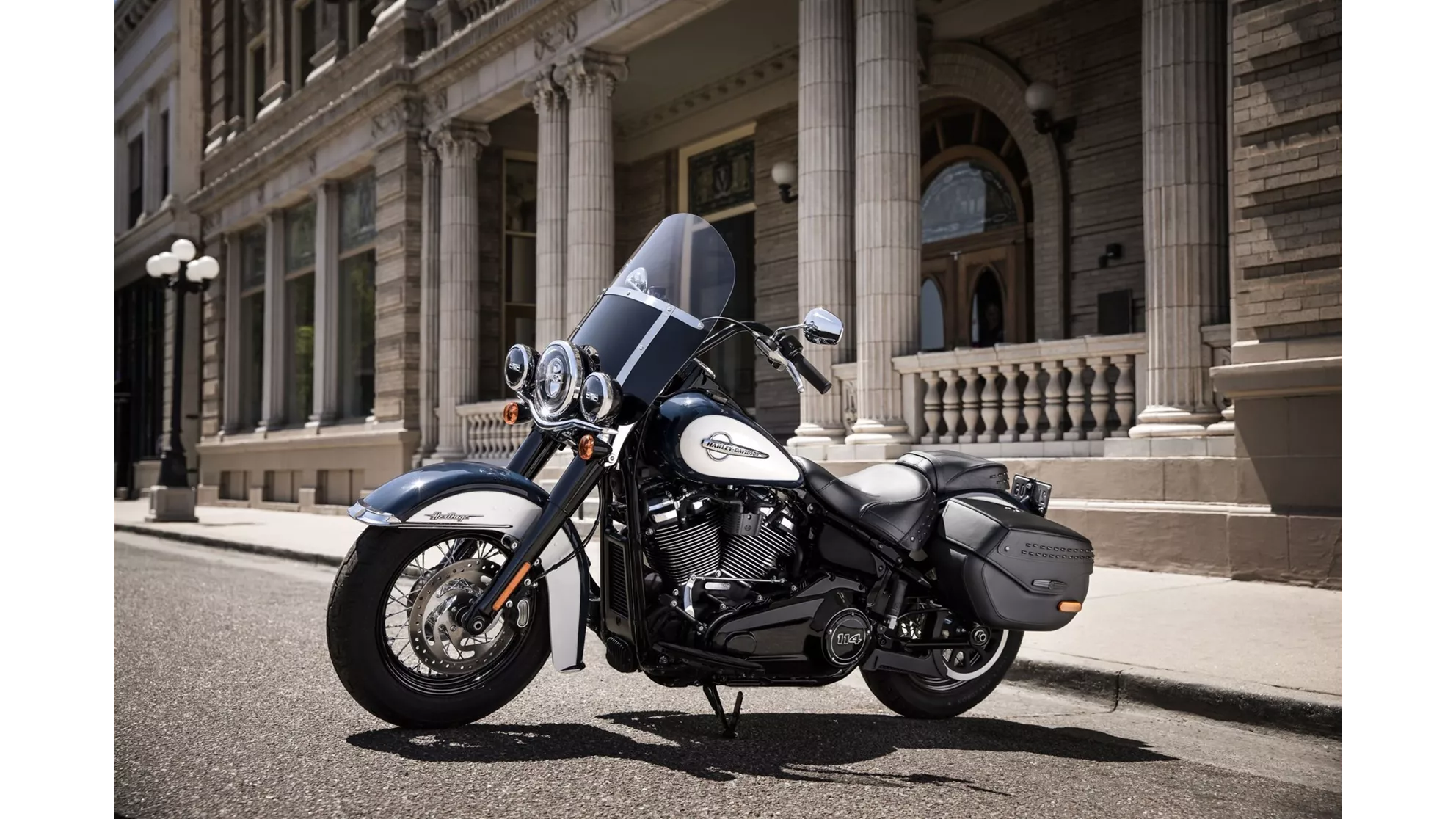 Harley-Davidson Softail Heritage Classic 114 FLHCS - Image 4 Harley-Davidson Softail Heritage Classic 114 FLHCS - Image 4