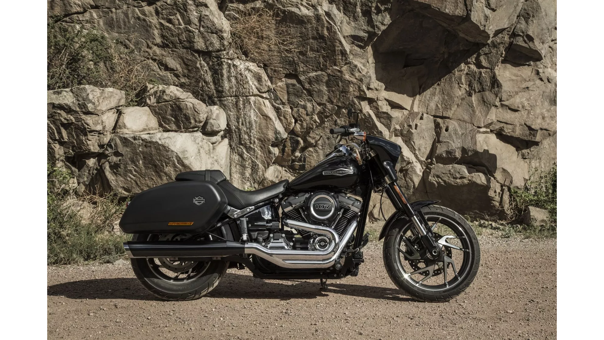 Harley-Davidson Softail Sport Glide FLSB - Image 4 Harley-Davidson Softail Sport Glide FLSB - Image 4