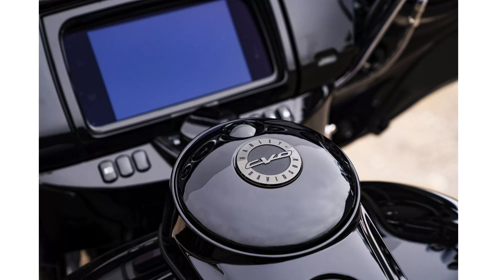 Harley-Davidson CVO Limited FLHTKSE - Resim 4