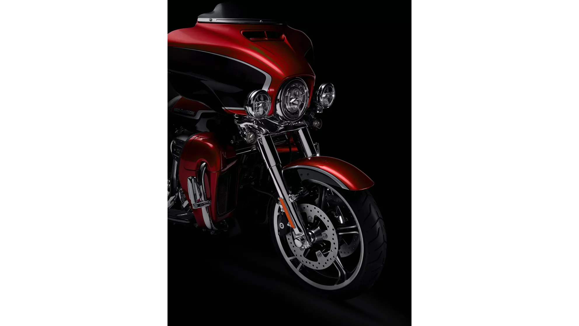 Harley-Davidson CVO Tri Glide FLHTCUTGSE - Image 3 Harley-Davidson CVO Tri Glide FLHTCUTGSE - Image 3