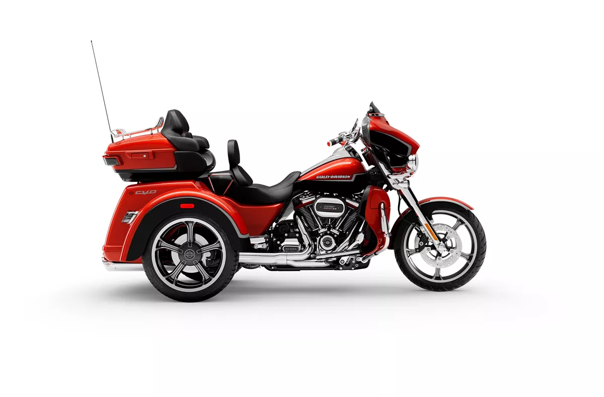 Harley-Davidson CVO Tri Glide FLHTCUTGSE Harley-Davidson CVO Tri Glide FLHTCUTGSE