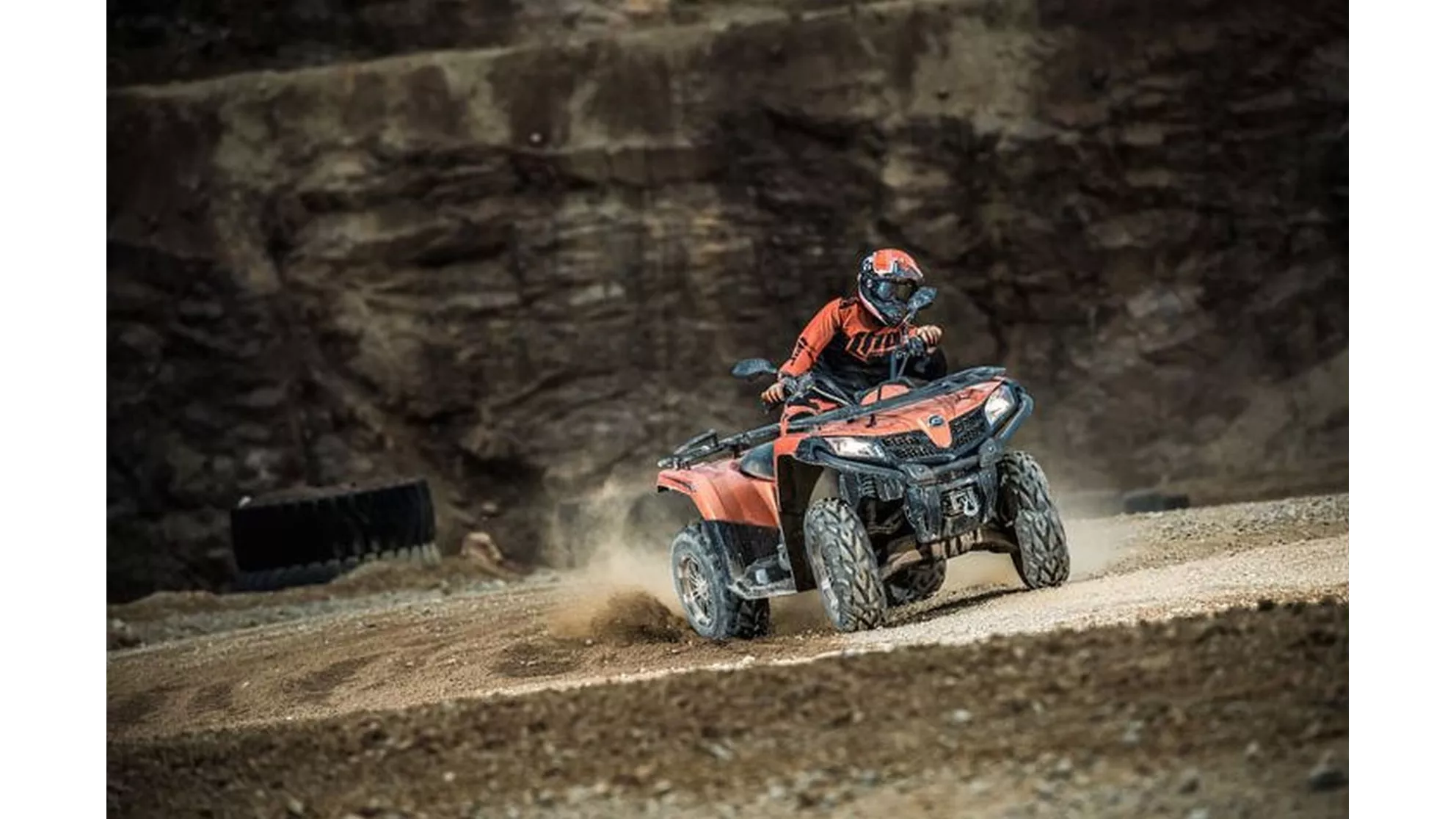 CFMOTO CForce 450 EFI 4x4 L DLX - Image 4 CFMOTO CForce 450 EFI 4x4 L DLX - Image 4