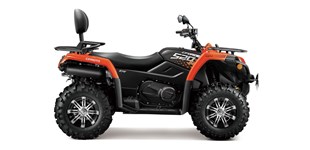 Polaris Sportsman 570 SP 2017 vs CFMOTO CForce 520 L EFI 4x4 DLX 2021