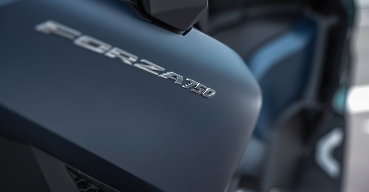 Honda Forza 750