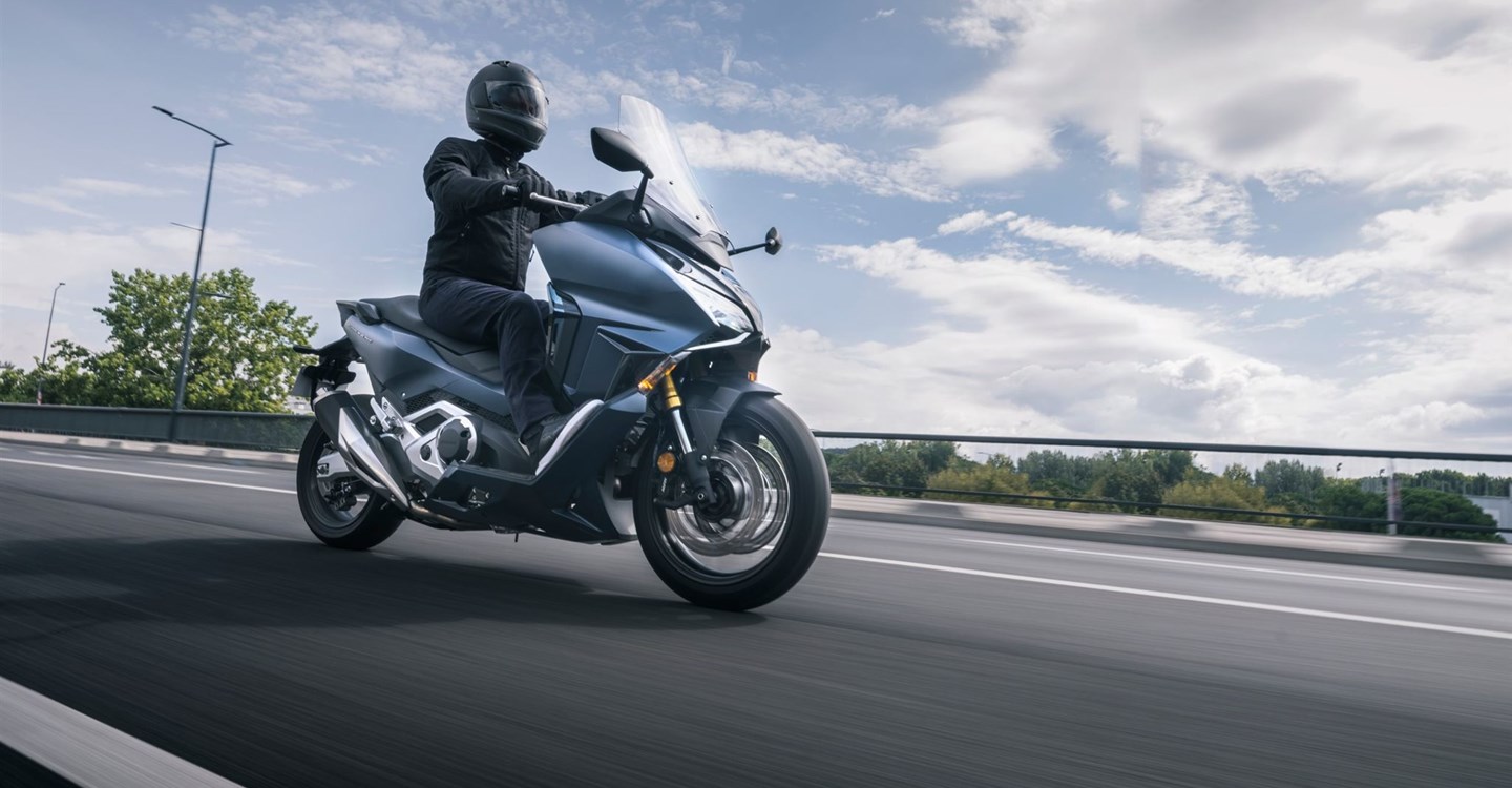 Honda Forza 750