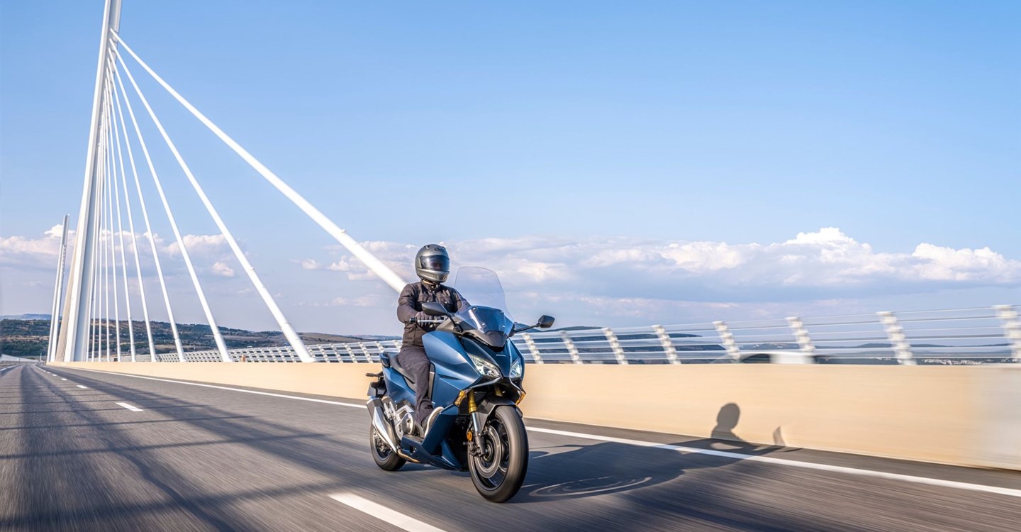 Honda Forza 750