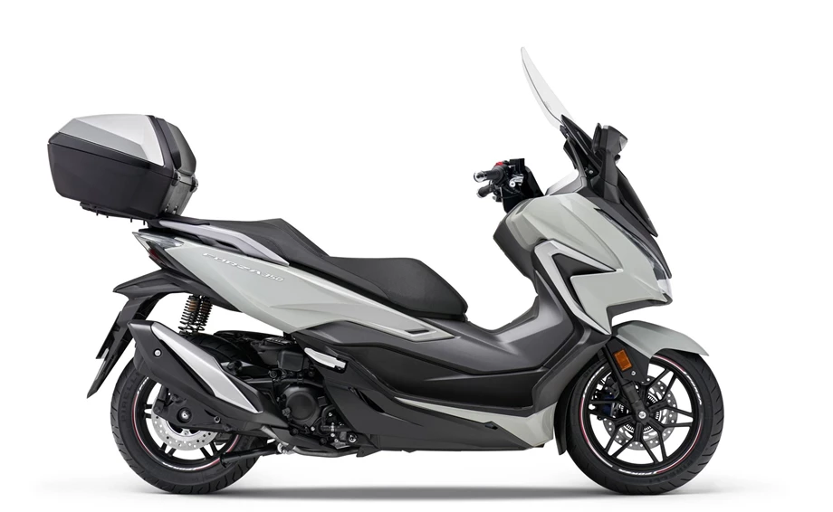Honda Forza 350 Bild 9: Honda Forza 350