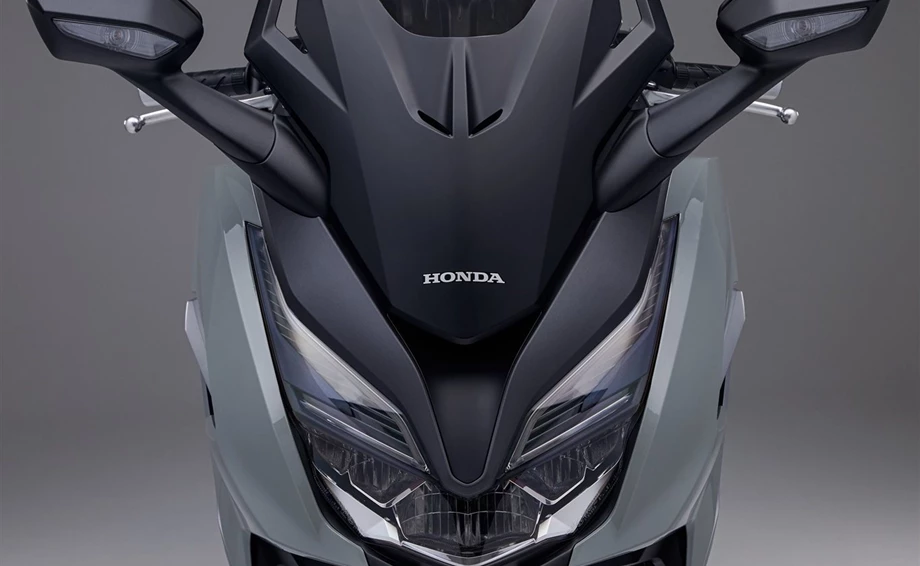 Honda Forza 350 Bild 17: Honda Forza 350