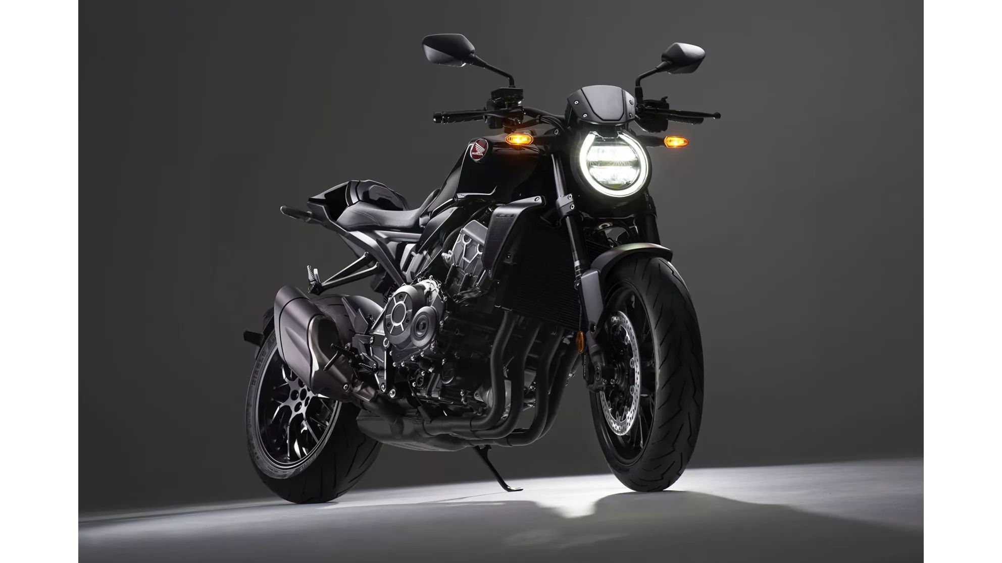 Honda CB1000R Black Edition - Image 6 Honda CB1000R Black Edition - Image 6