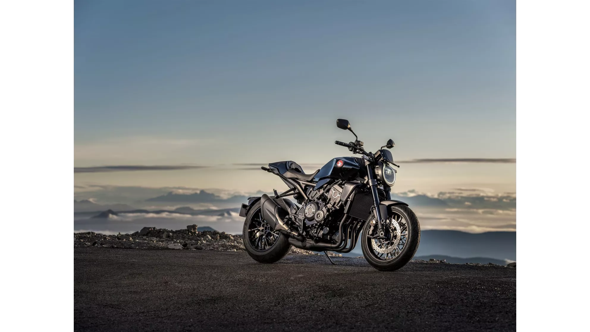 Honda CB1000R Black Edition - Image 12 Honda CB1000R Black Edition - Image 12