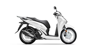 Vespa Primavera 125 2021 vs Honda SH125i 2021 Vespa Primavera 125 2021 vs Honda SH125i 2021
