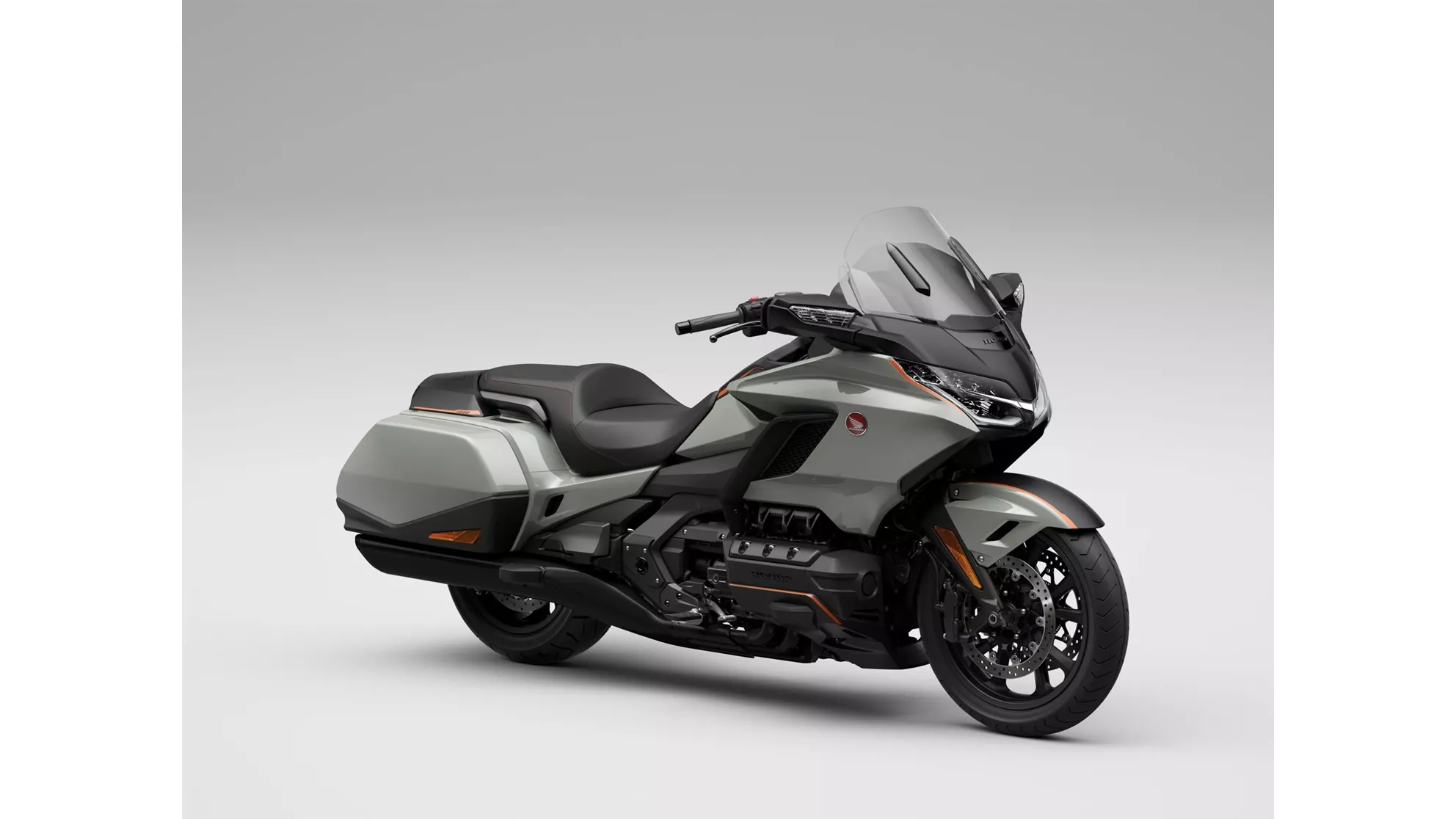 Honda GL 1800 Goldwing - Image 2 Honda GL 1800 Goldwing - Image 2