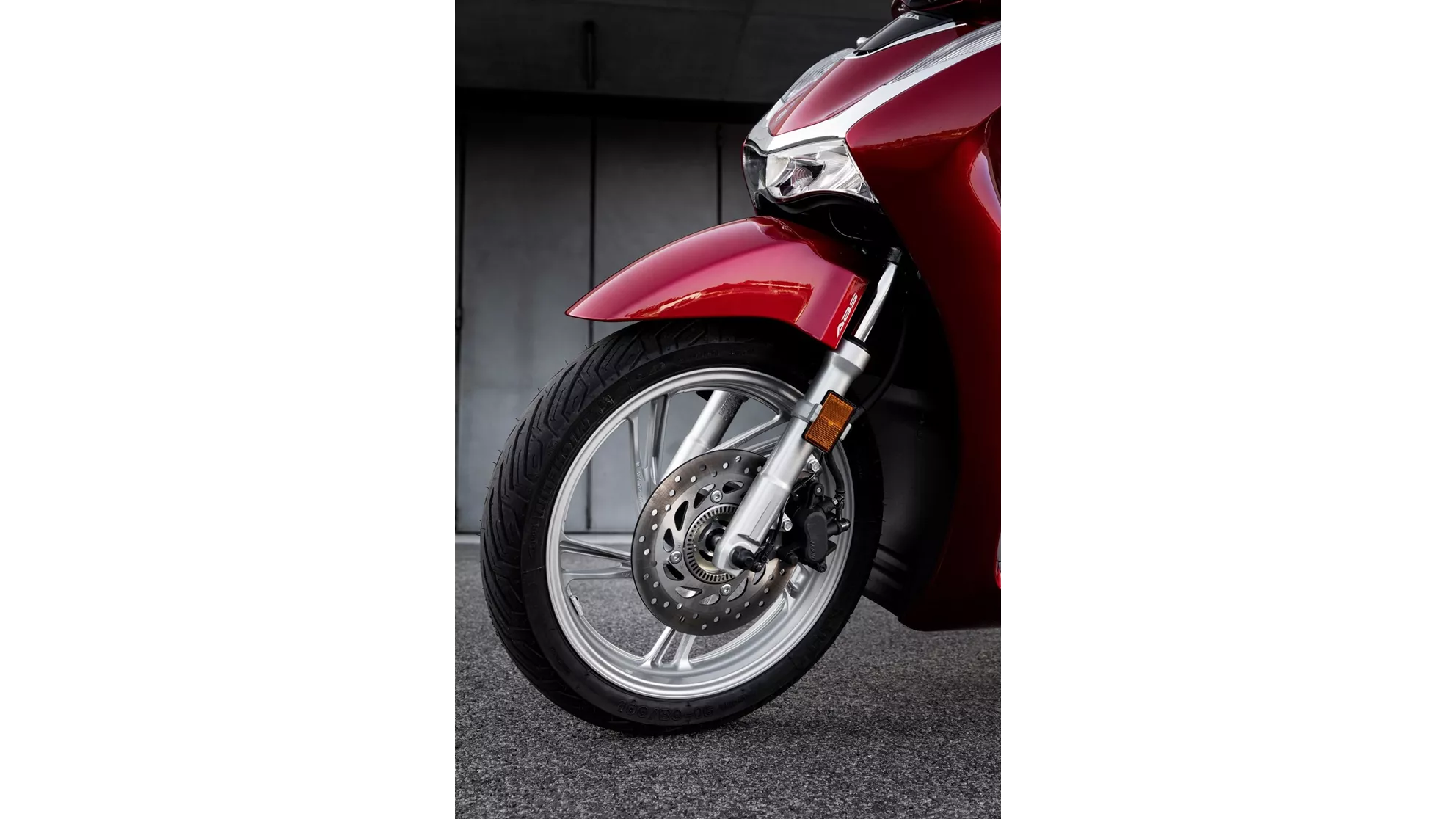 Honda SH150i - Image 2 Honda SH150i - Image 2