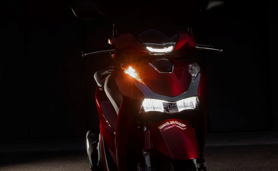 Honda SH150i Bild 10: Honda SH150i