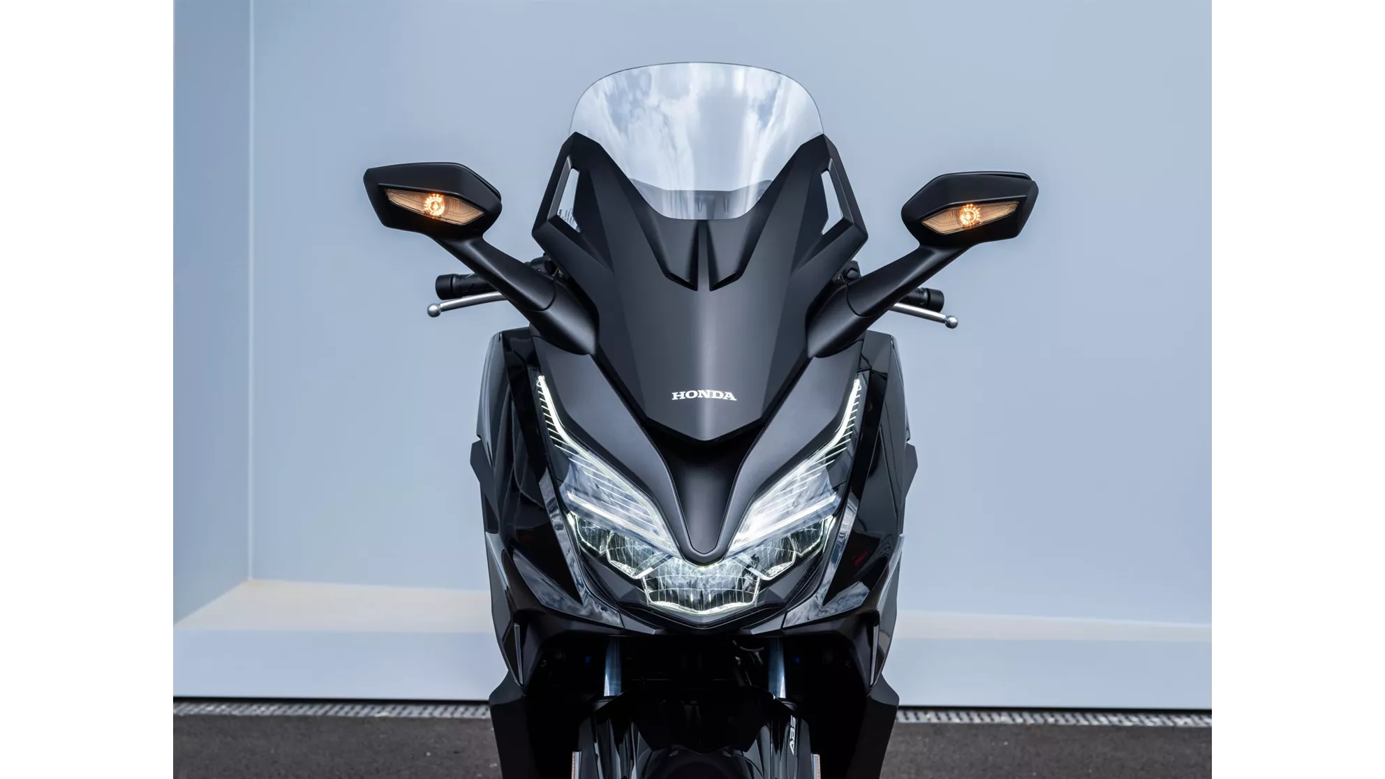 Honda Forza 125 - Image 2 Honda Forza 125 - Image 2