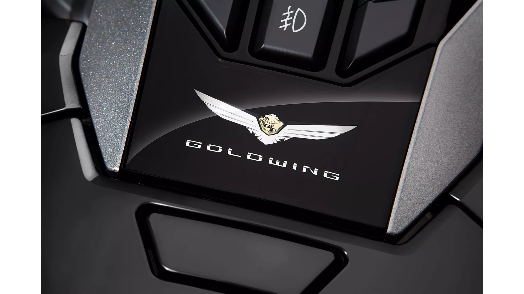 Honda GL 1800 Goldwing Tour - Image 12 Honda GL 1800 Goldwing Tour - Image 12