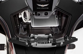 Honda GL 1800 Goldwing Tour 2021 - Bild 35