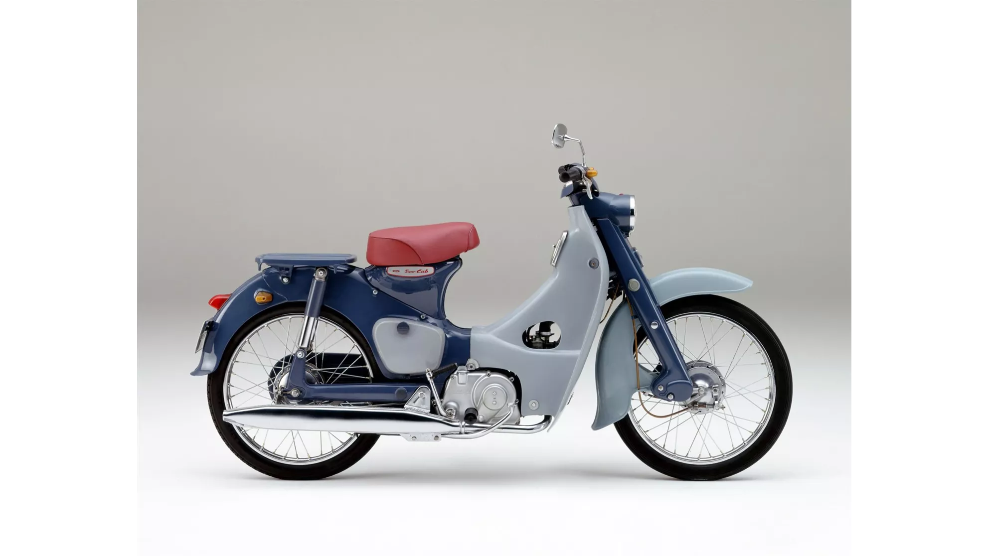 Honda Super Cub C 125 - Image 4 Honda Super Cub C 125 - Image 4