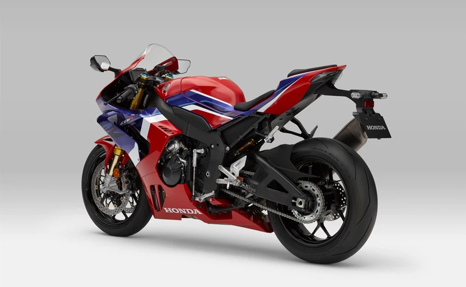 Honda CBR1000RR-R Fireblade SP Bild 3: Honda CBR1000RR-R Fireblade SP