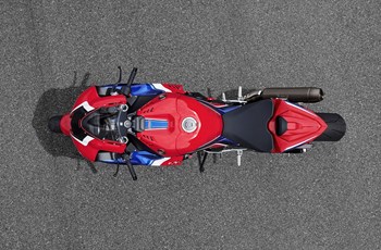 Honda CBR1000RR-R Fireblade SP 2021 - Bild 26 Honda CBR1000RR-R Fireblade SP 2021 - Bild 26