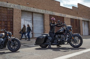 Indian Springfield Dark Horse 2021 - Bild 9