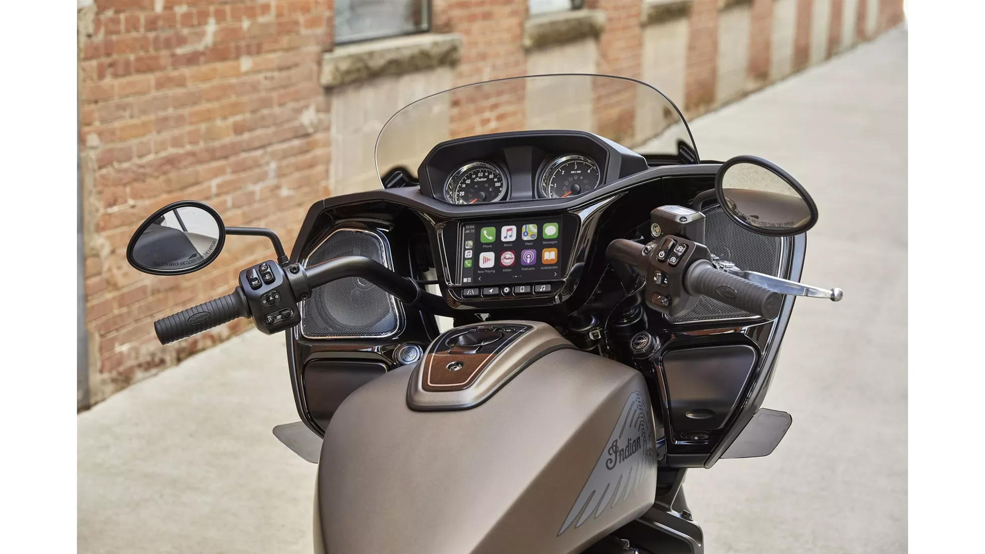 Indian Challenger Dark Horse - Image 4 Indian Challenger Dark Horse - Image 4