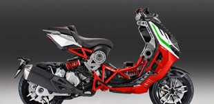 Peugeot Speedfight 4 125 2019 vs Italjet Dragster 125 4T 2021