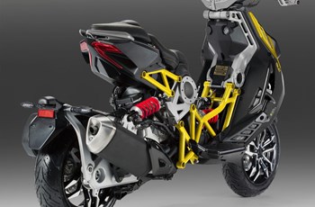 Italjet Dragster 125 4T 2021 - Bild 4 Italjet Dragster 125 4T 2021 - Bild 4