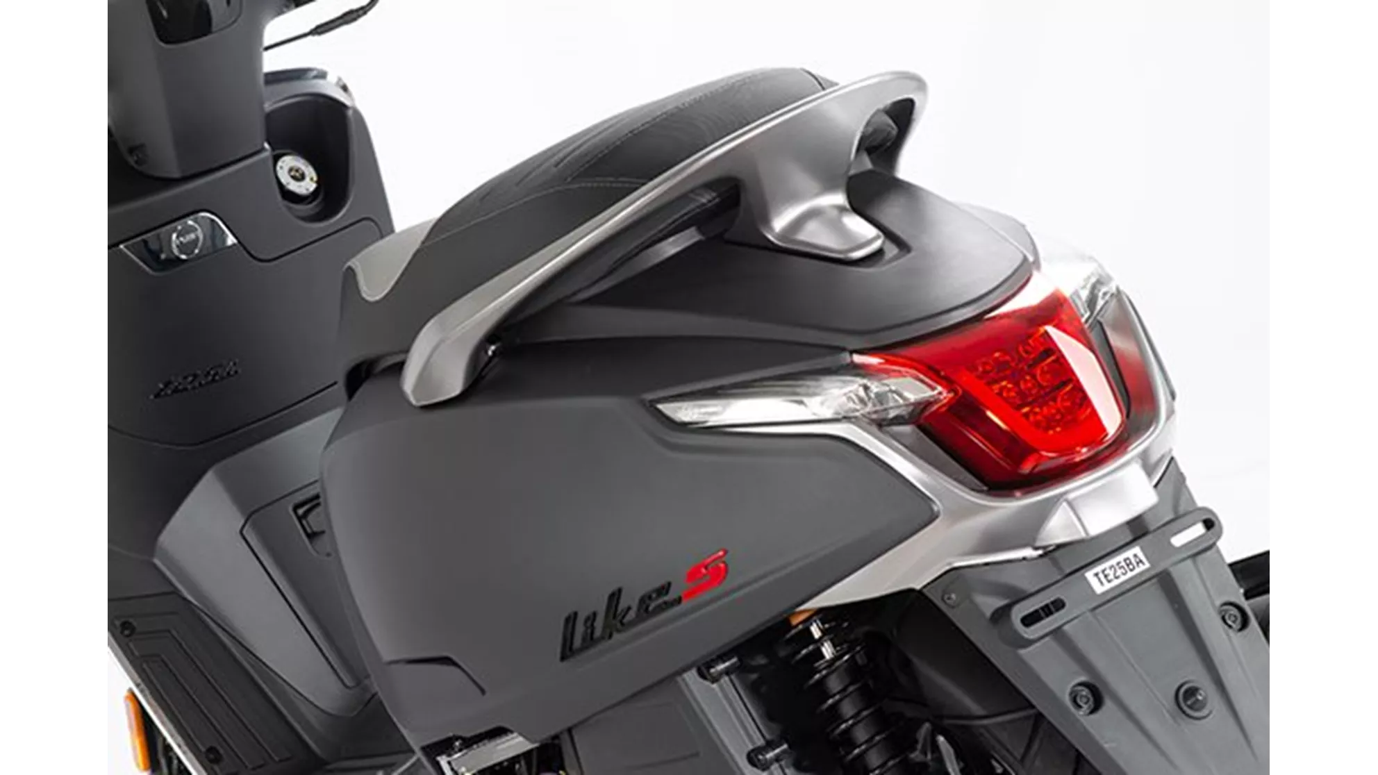 Kymco Like II S 125i CBS - Image 4 Kymco Like II S 125i CBS - Image 4